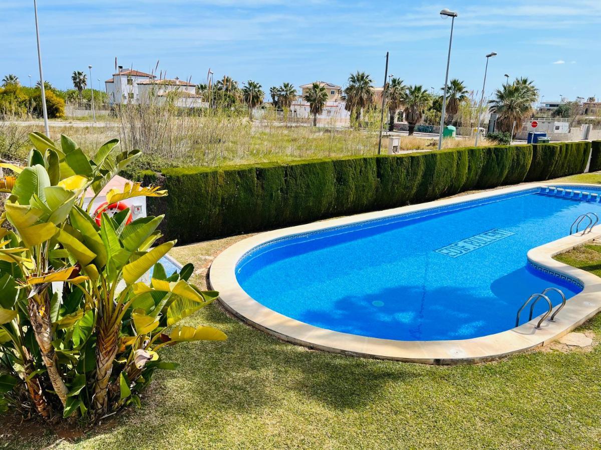 Caseta Rabdells Olivanova 150M De La Playa 外观 照片